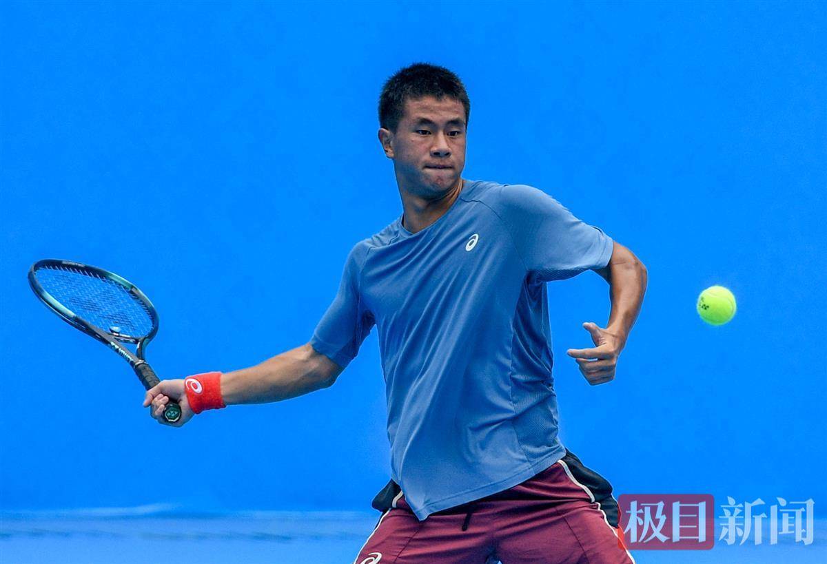 同的发展路 同的发展路