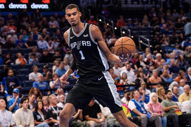 了很大的影 了很大的影